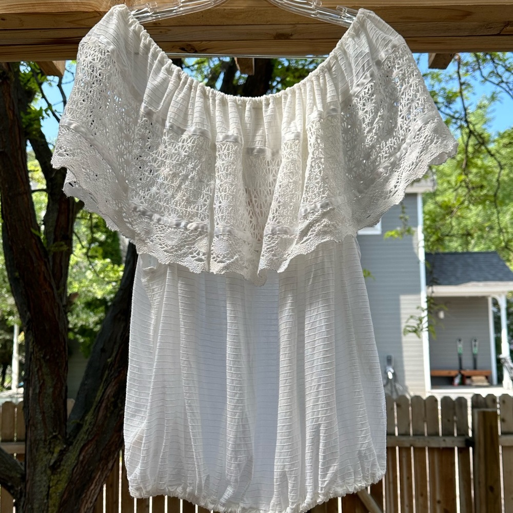 Free People NWT Ibiza Off Shoulder Crochet Lace White Top size Large Date Night - Picture 2 of 16